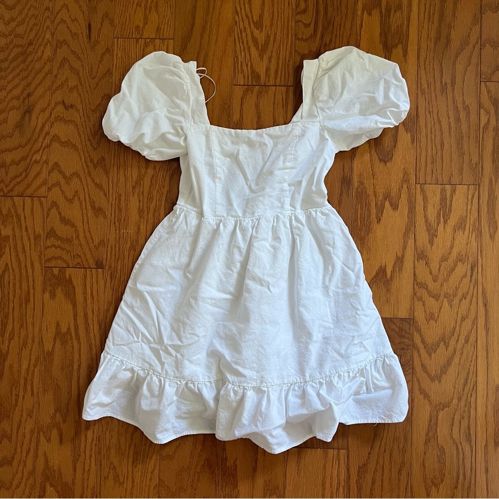 Charming White Copper Key Dress Small S tie back
